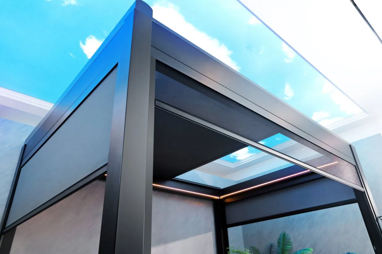 Sr150 Outdoor Skylight Motorized Windproof Awning Roller System