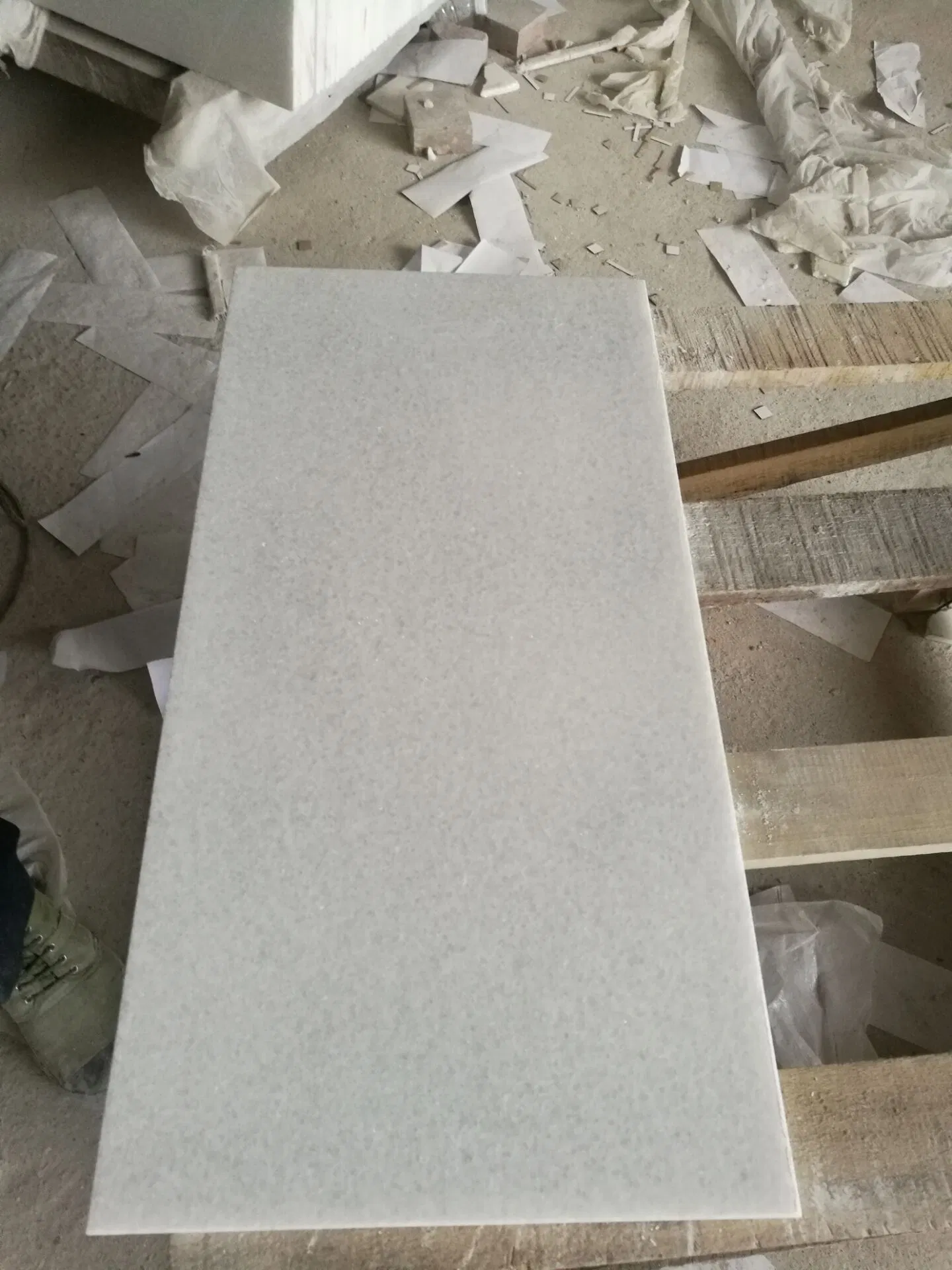 Popular Natural Crystal White/Thassos White Marble Slab and Tile for Hotel Wall Floor Decorate