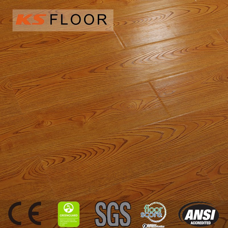 Ламинат 12мм AC3 с эффектом ручной скобки