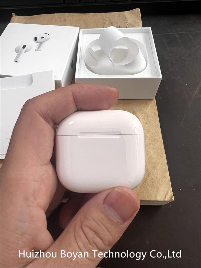 Беспроводные наушники с шумоподавлением и Siri