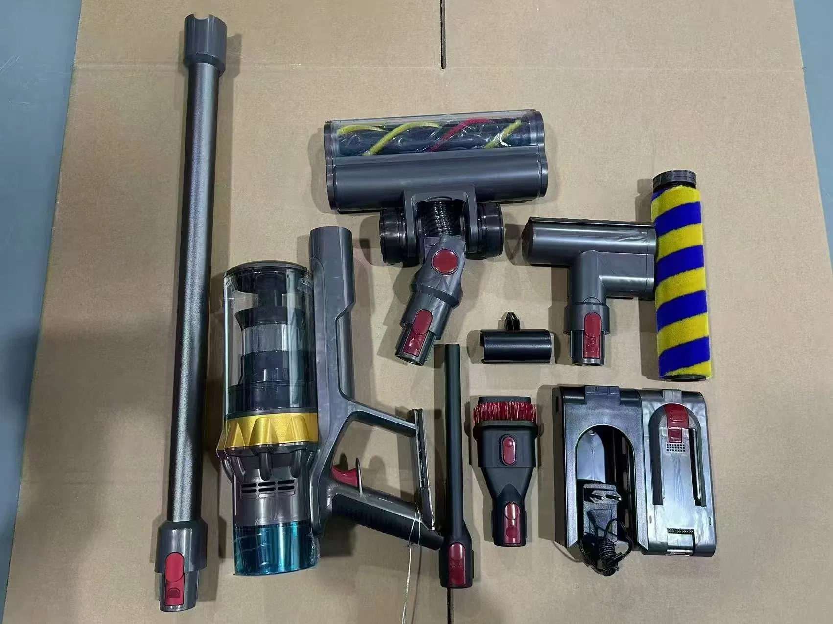 2025 Top Seller V15s Detect Submarine Vacuum Cleaner Powerful Wireless Vacuum Stick and Upright Cleaner Handheld Cordless Vacuum Cleaner