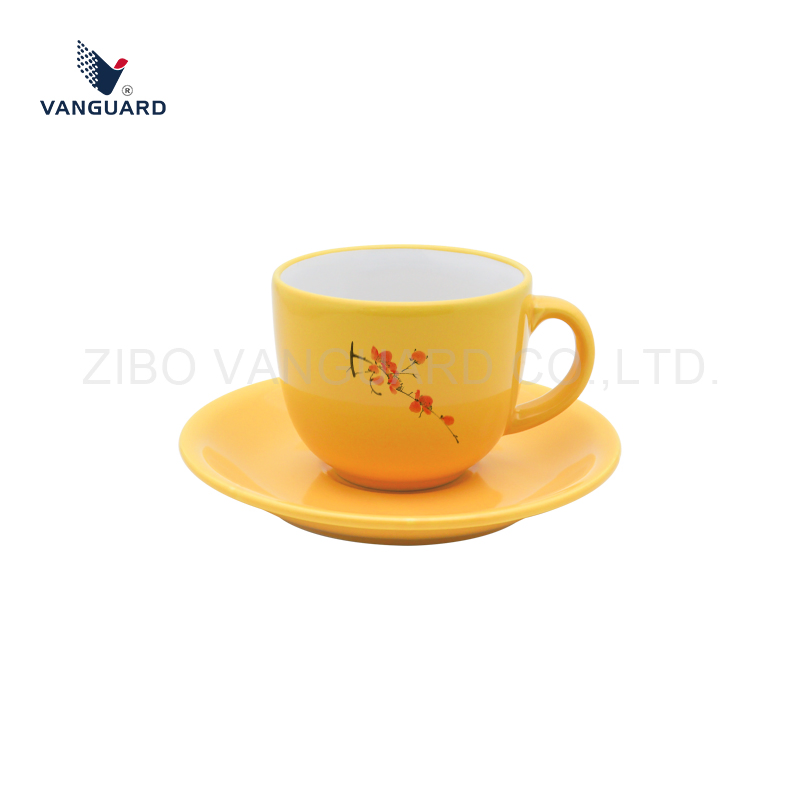 Фарфоровая чашка с блюдцем, цветной дизайн