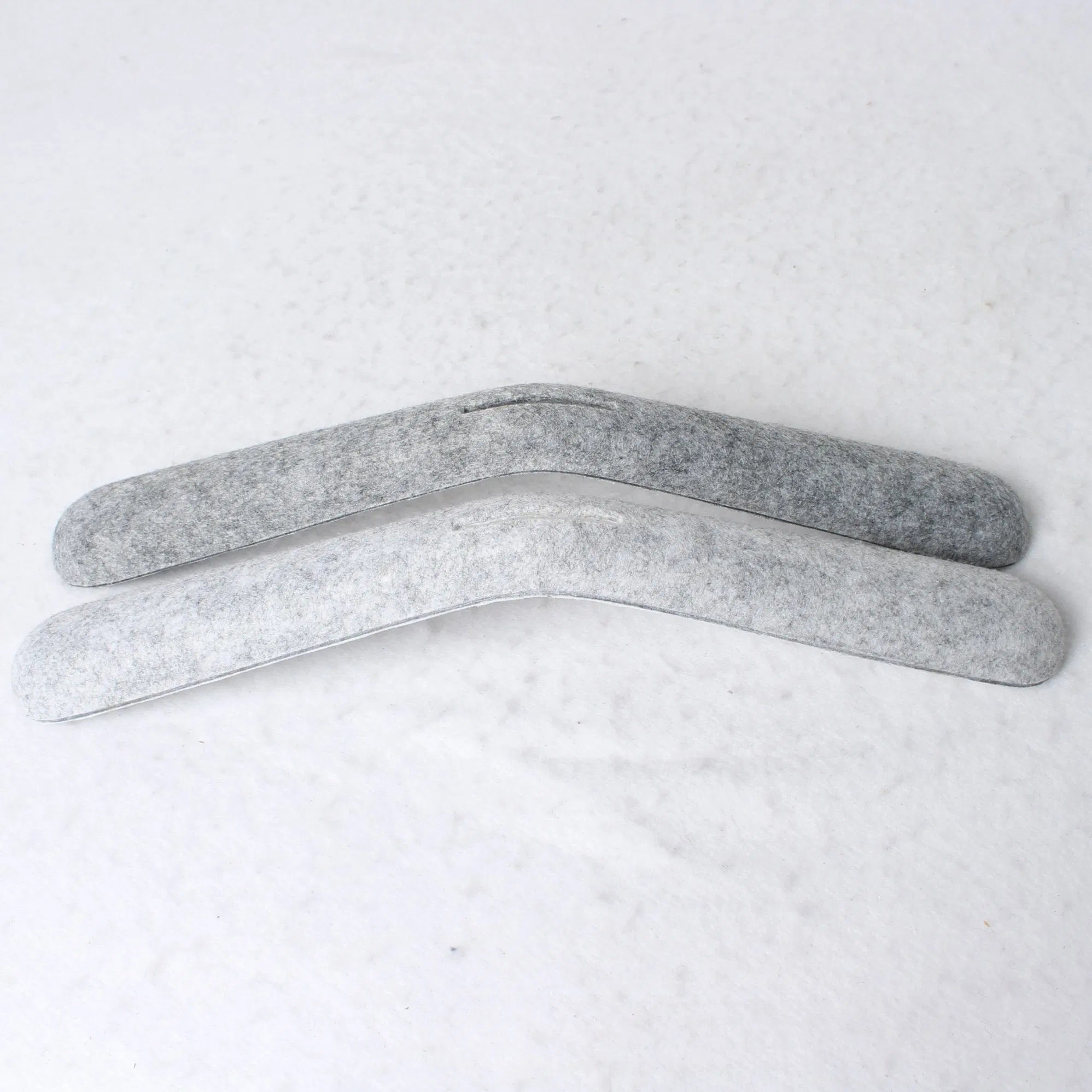 New Design Coat Hanger Thermoforming Pet Felt Customized Color Size Non Woven Clothes Hangers for Home Wadrobe