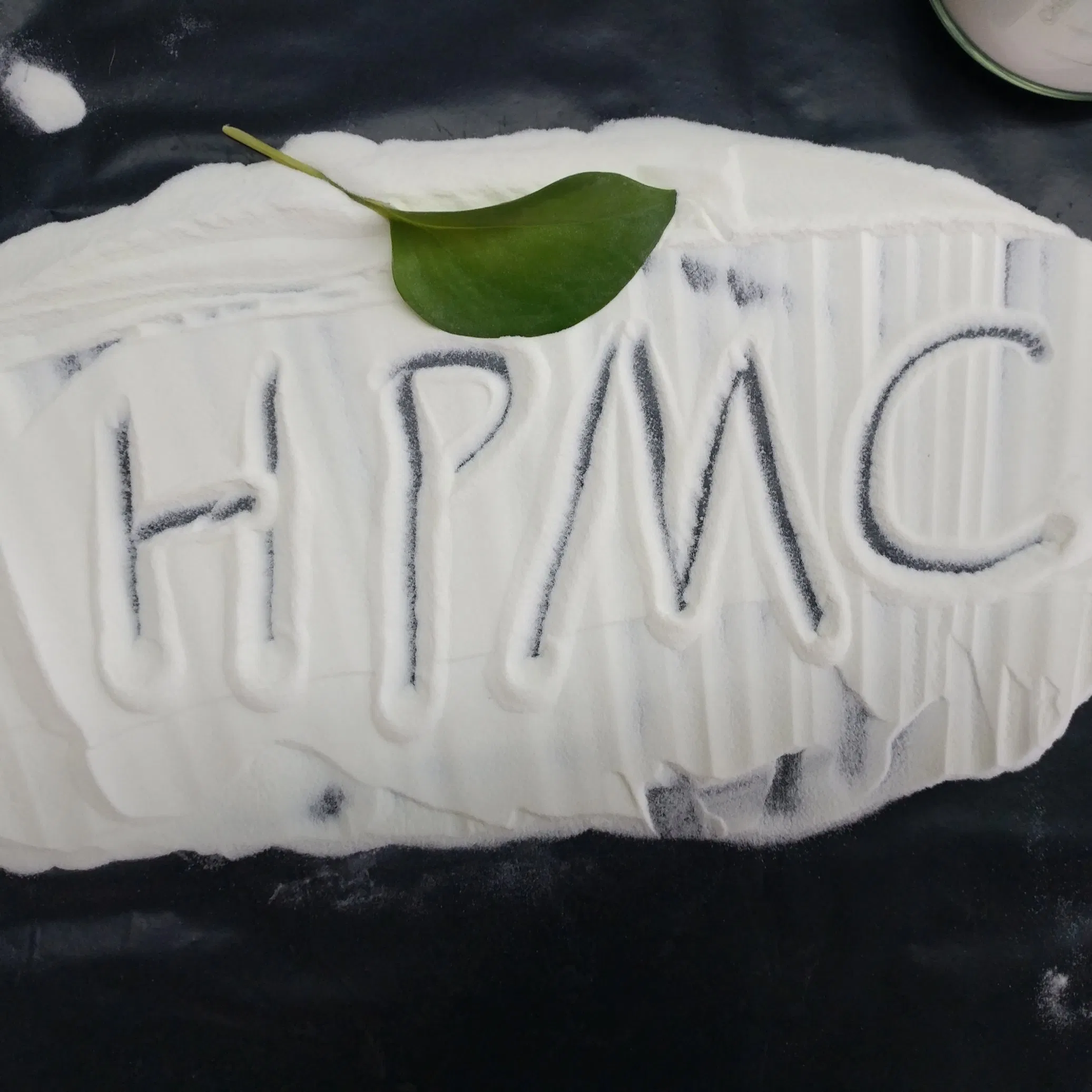 New Benchmark Building Materials High Water Retaining Property HPMC Hydroxypropyl Methyl Cellulose