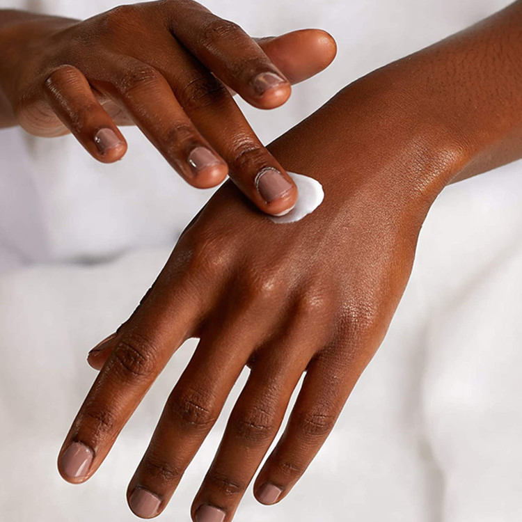 Luxurious Vegan Hand Cream for Deep Hydration and Nourishment