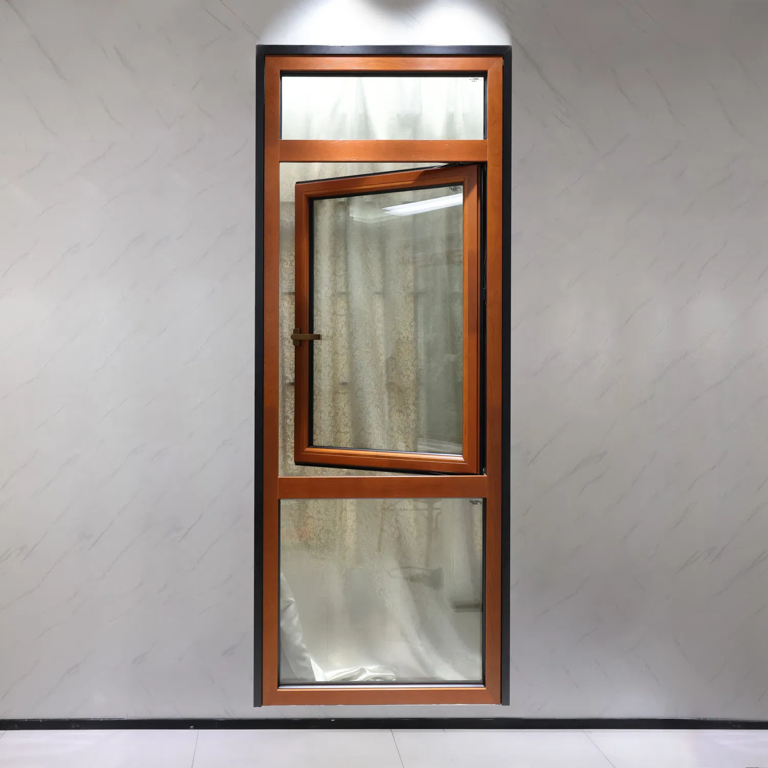 Aluminum Clad Wood Windows Casement Opening with Handle Tilt and Turn Window
