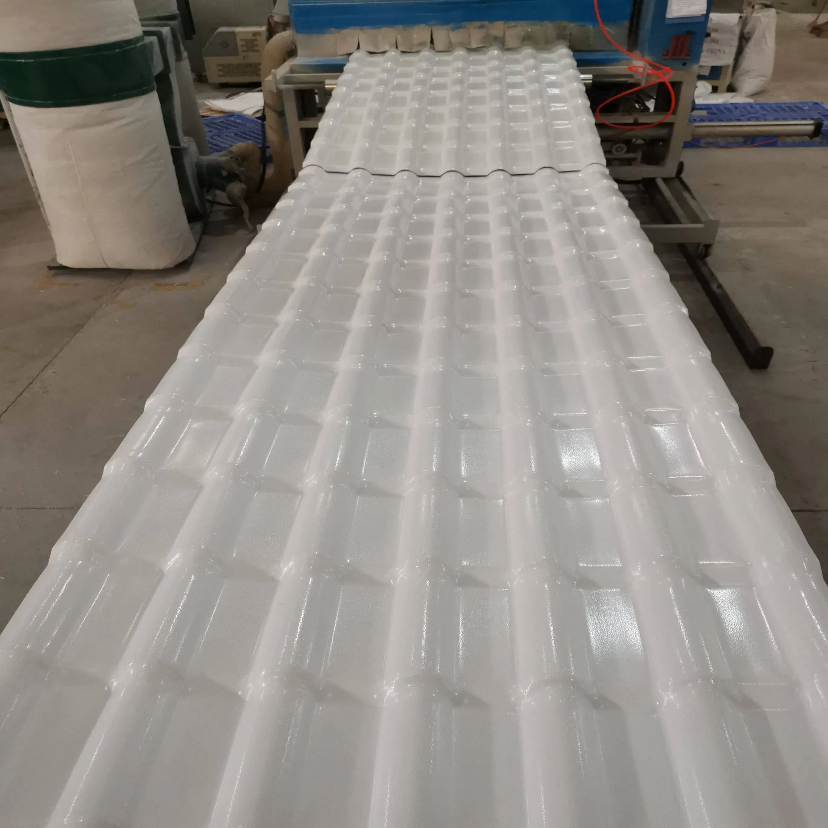 Durable Modern White UPVC Roofing Sheets for Warehouses Park