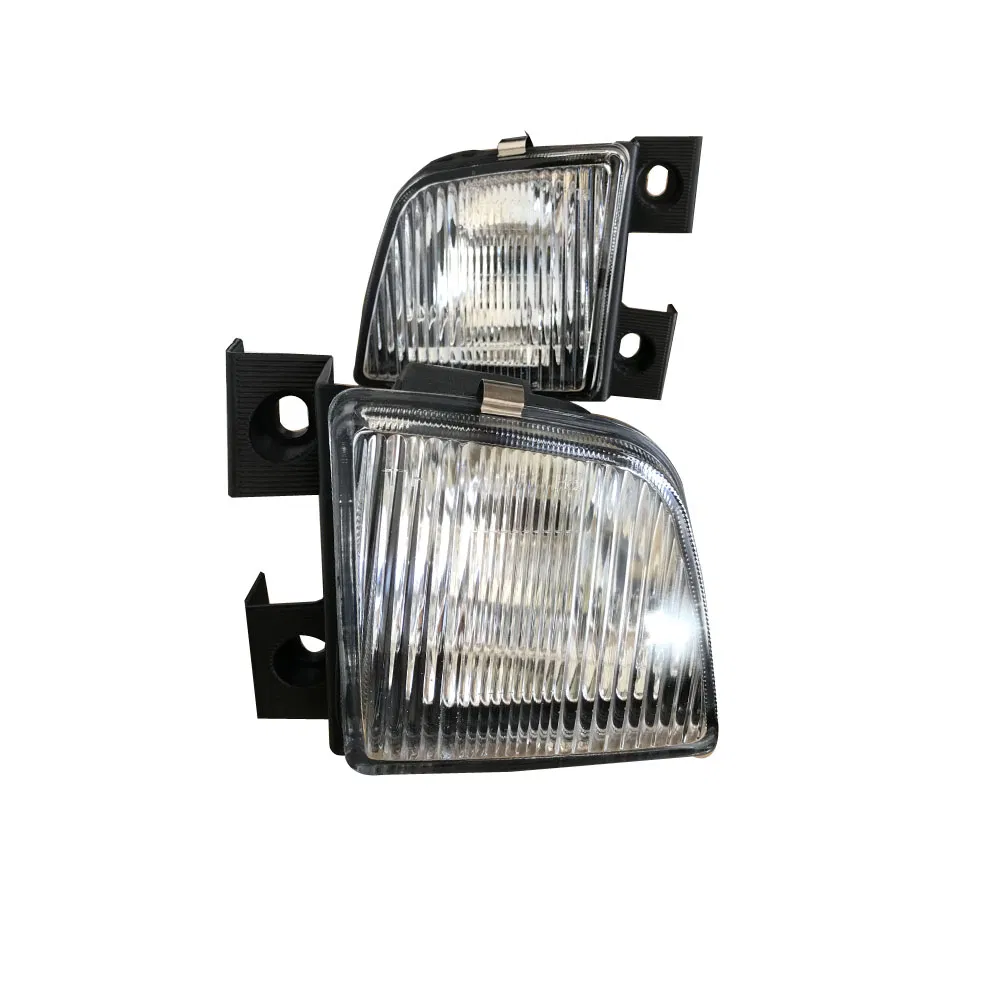 Противотуманная фара BOOST для Toyota Hiace 1994-1997