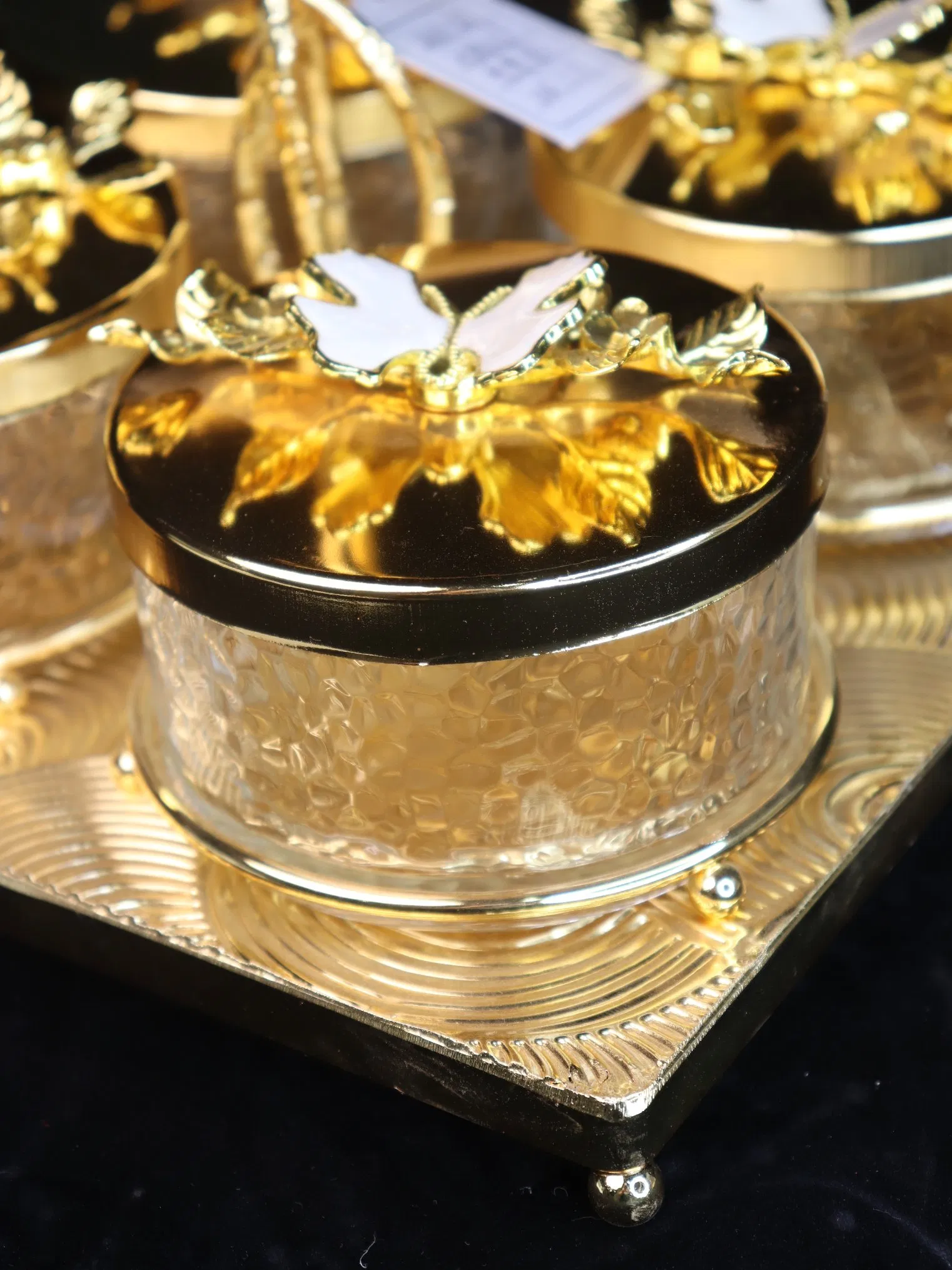 Elegant Butterfly Pattern Fruit Bowl Set with Gold-Plated Iron Stands