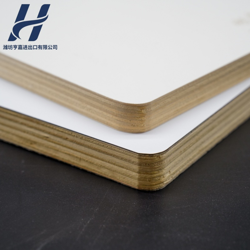 High Quality Laminated Melamine Plywood Board for Furniture