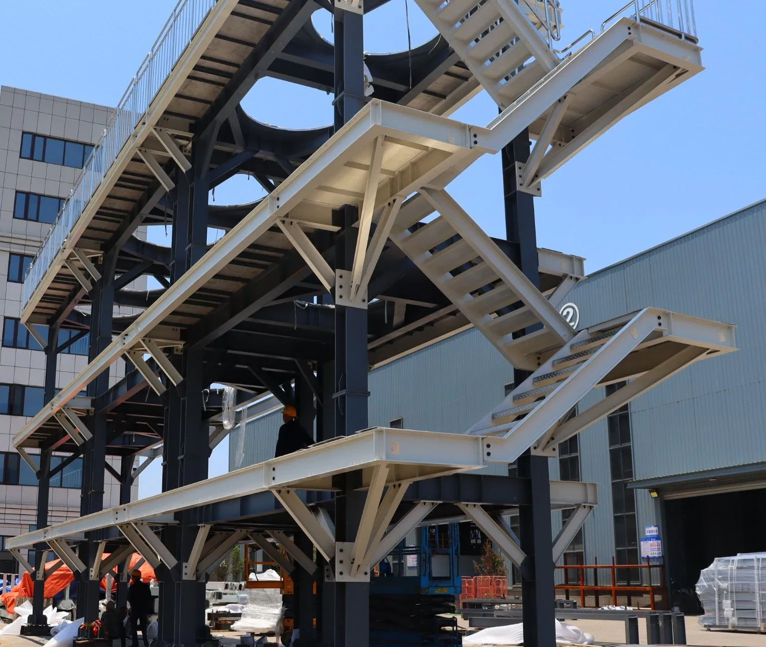 Batch Customization Highly Recyclable Stainless Steel Staircases for Cultural and Sports Venues
