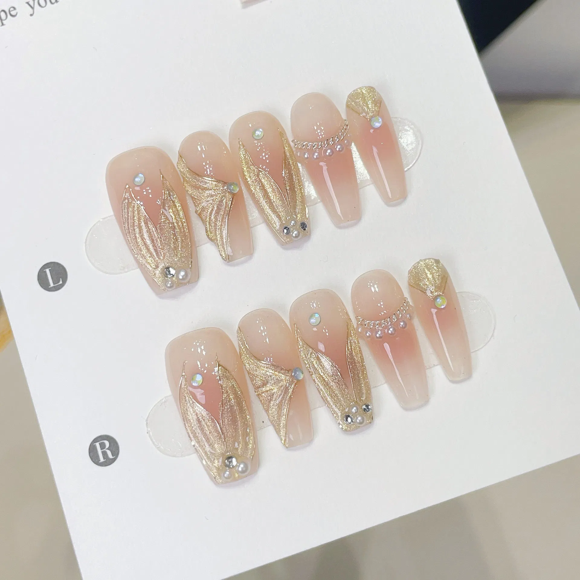 Luxury Handmade High Quality Press-on Fake Nails Manicure Set for Women Fashion Accessories