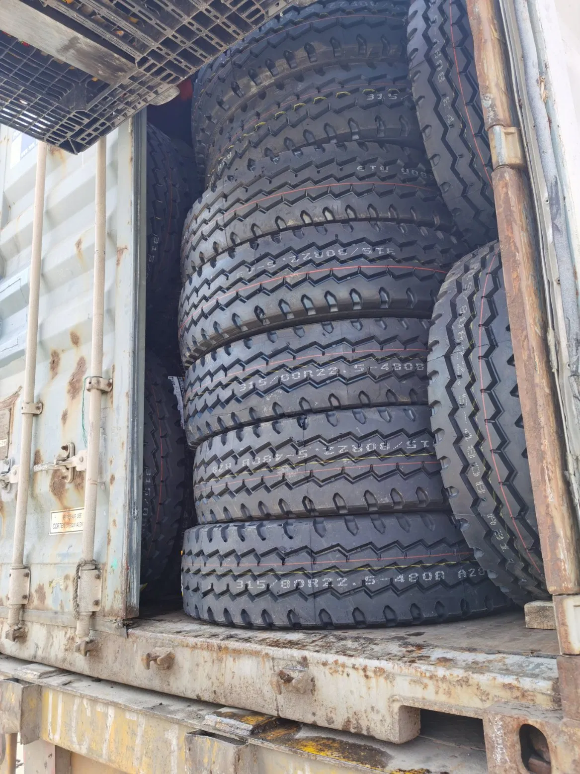 Шина грузовая радиальная 1000R20 TBR/PCR/OTR