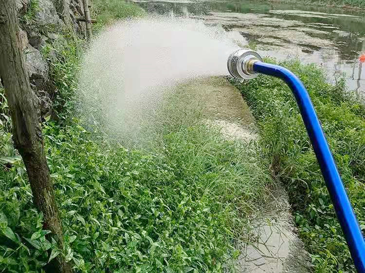 Titans Efficient Garden Watering Wand for Greenhouse Nursery Irrigation