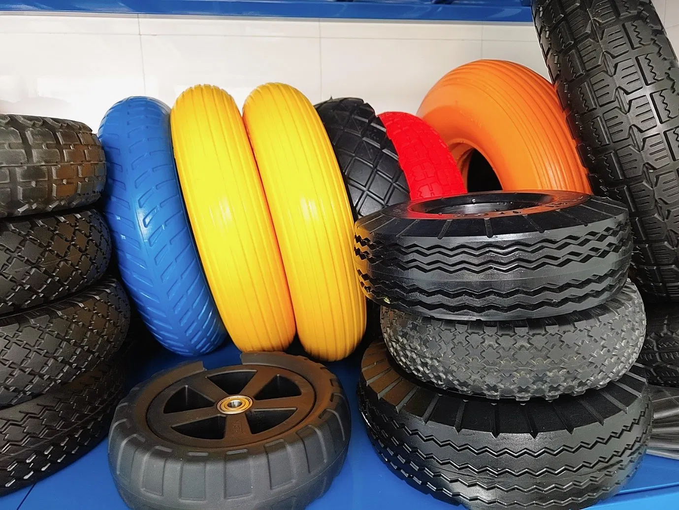 Small Wheelbarrow Wheel Kit Flat Free Rubber Solid Wheels for Yard Carts