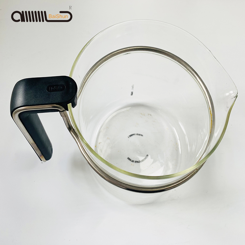 Проволочный держатель для бутылки с водой