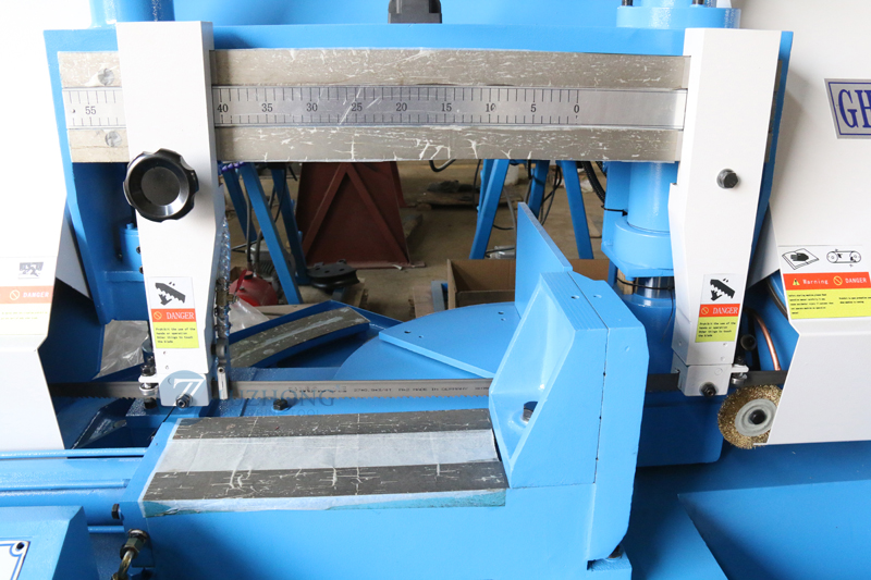 Станок ленточнопильный двухстоечный GHZ4228/GHZ4230