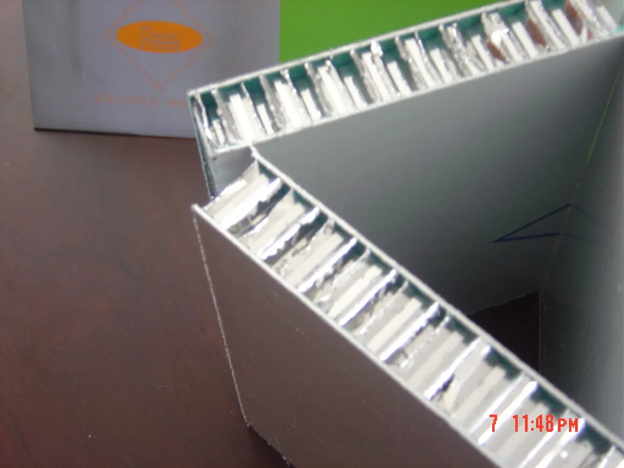 China Aluminum Honeycomb Panel/Ahp Manufacturer Price