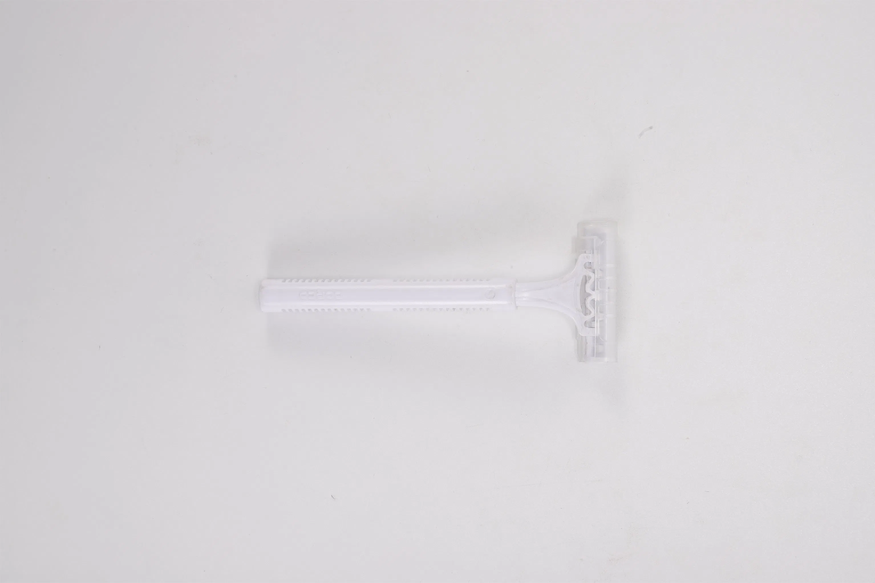 Safety and Hygiene Men's Hotel Disposable Shaving Razor 06