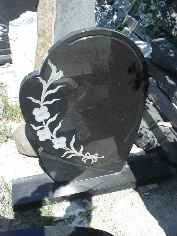 Absolute Black Granite Tombstone Headstone and Monument