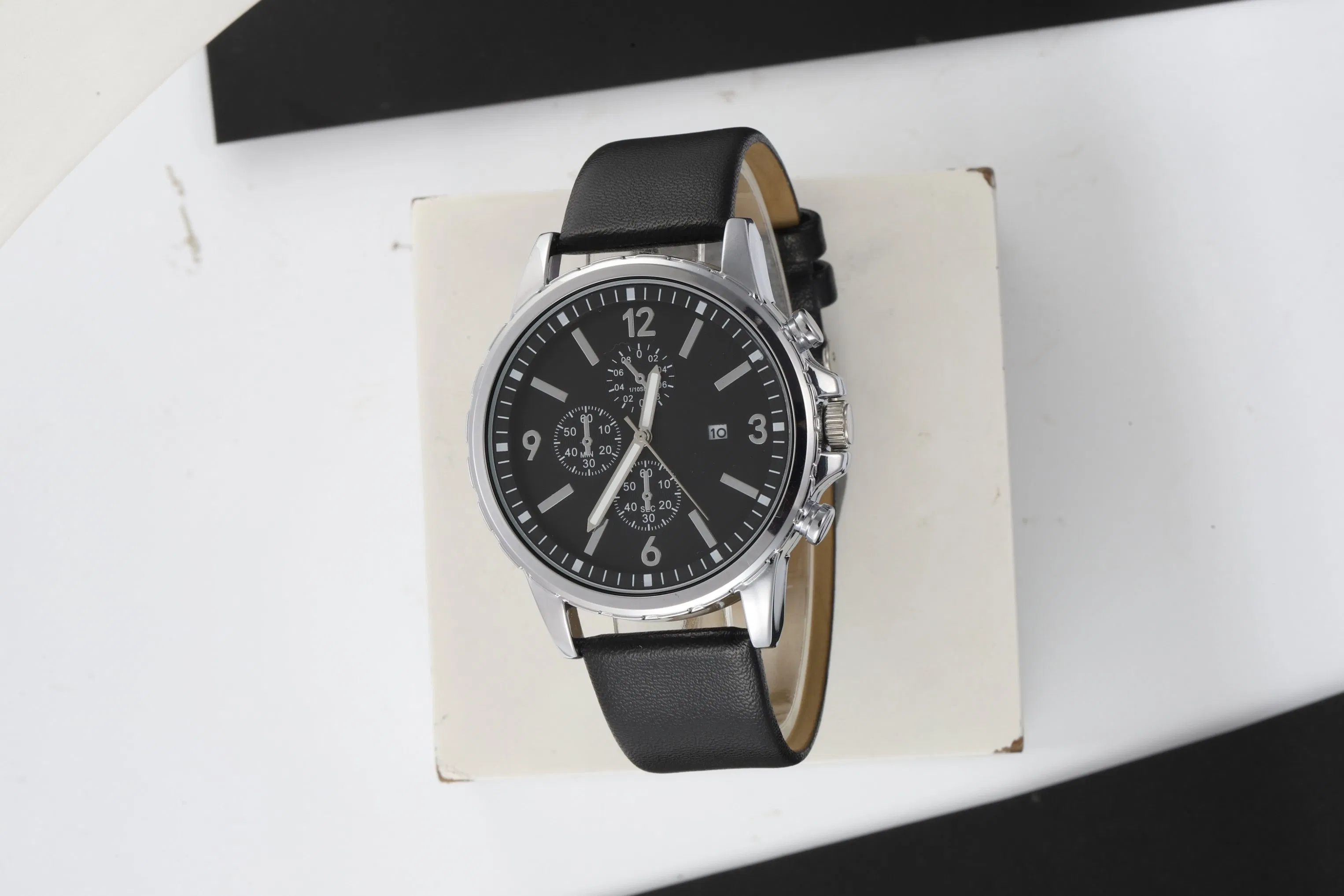 Customized Casual Watch Leather Strap Watch Alloy Watch