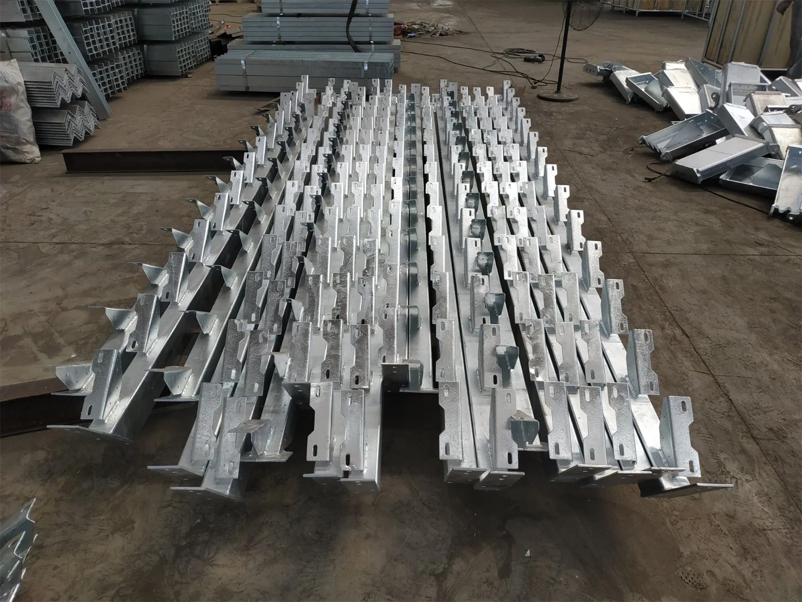 Steel Stair Stringers - Hot DIP Galvanised Structural Support Custom Powder Coated Surface Treatment Au