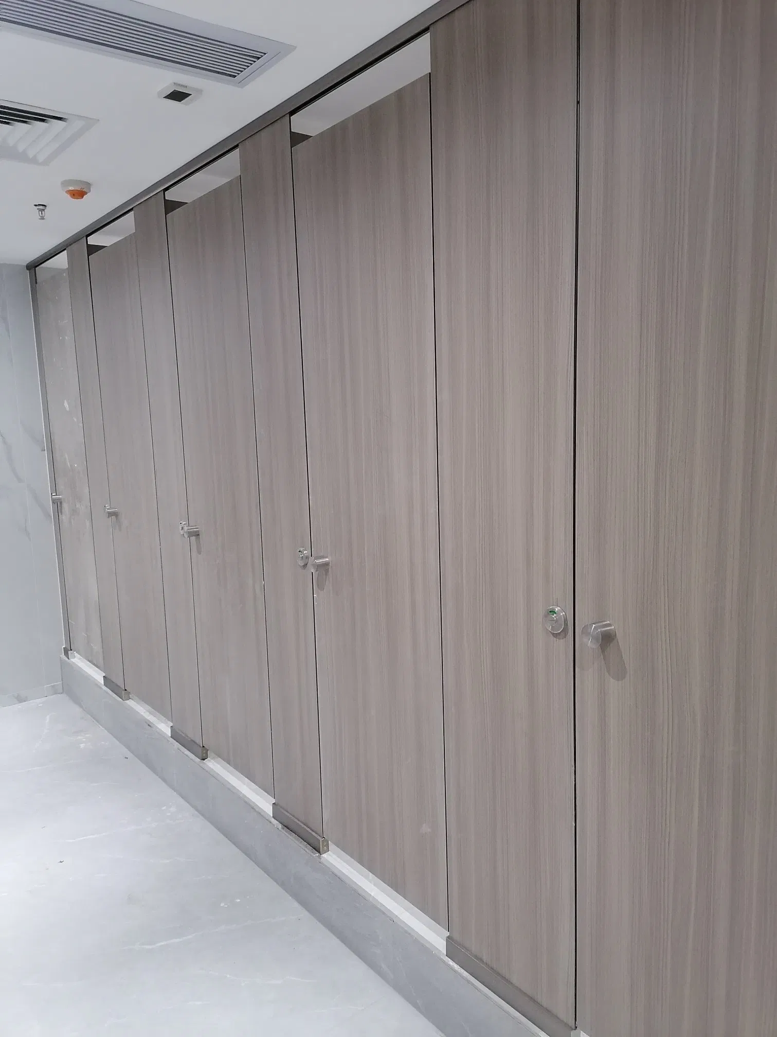 Fumeihua HPL Phenolic Compact Board Toilet Cubicle