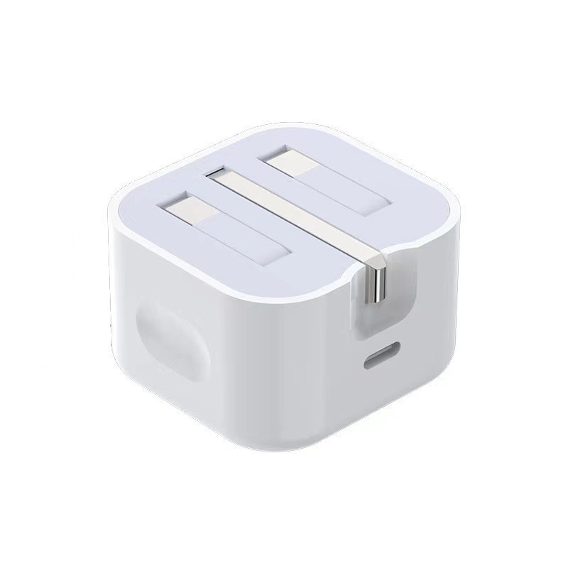 Складной зарядник 20W Type-C с UK вилкой