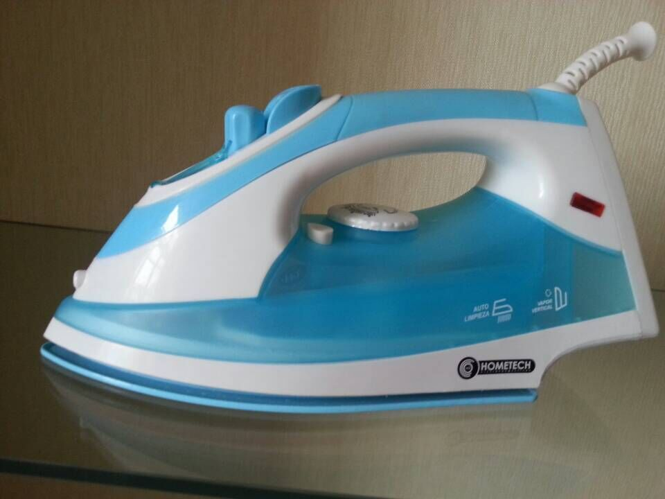 GS CB Approved Steam Iron (T-610 B) for Home Used