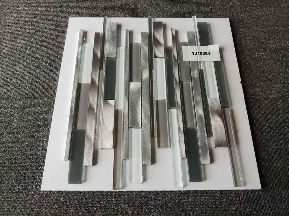 Мозаичная плитка стекло-алюминий 300x300 мм для кухни и ванной