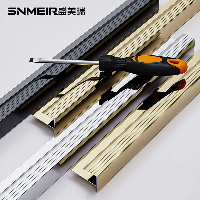 Custom Made Aluminium Nosing Protection with Metal Wall Strips for Tiles