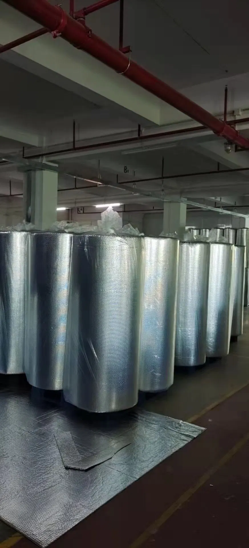 Radiant Barrier Building Roll Heat Resistant Double Sided Aluminum Foil Bubble Insulation Material