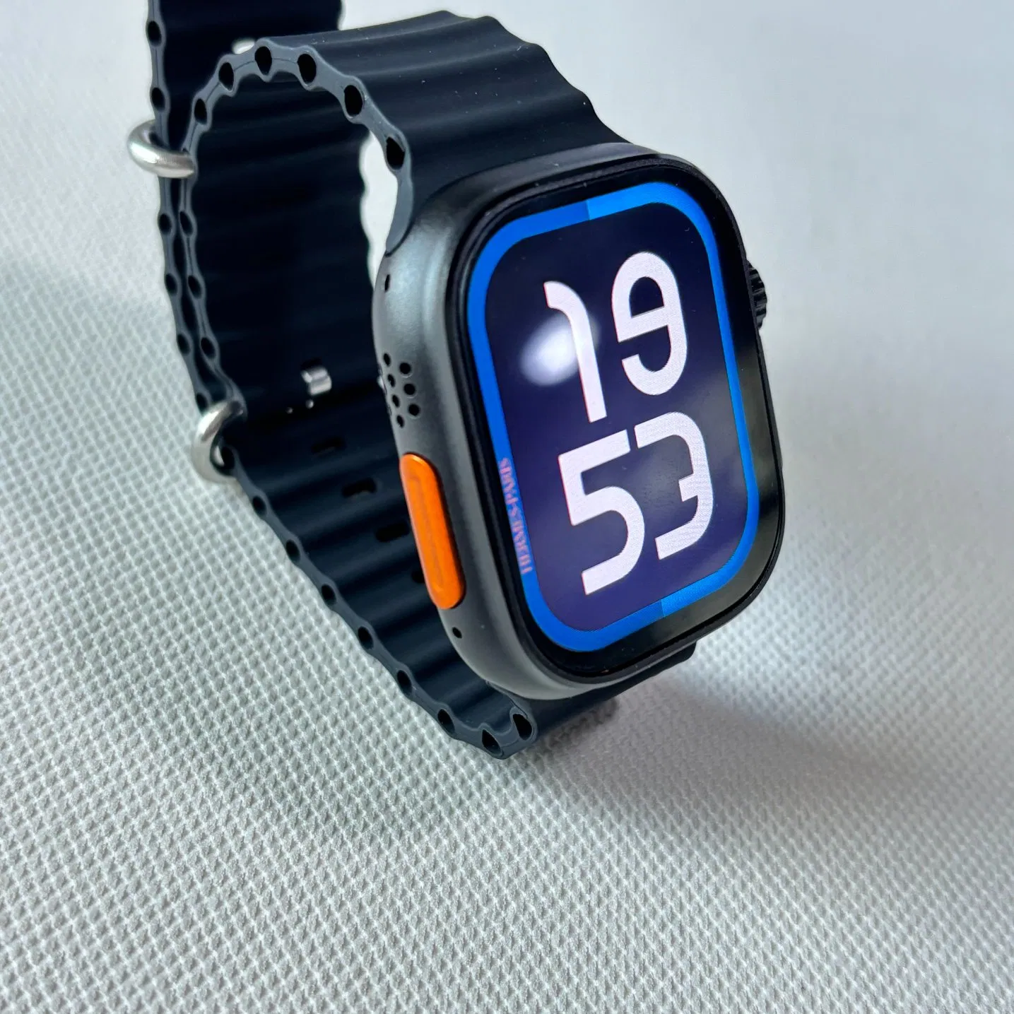 2025 Ultra2 Smartwatch Blood Oxygen and Heart Rate Monitoring 50 Meters Waterproof Health Butler Smart Watch