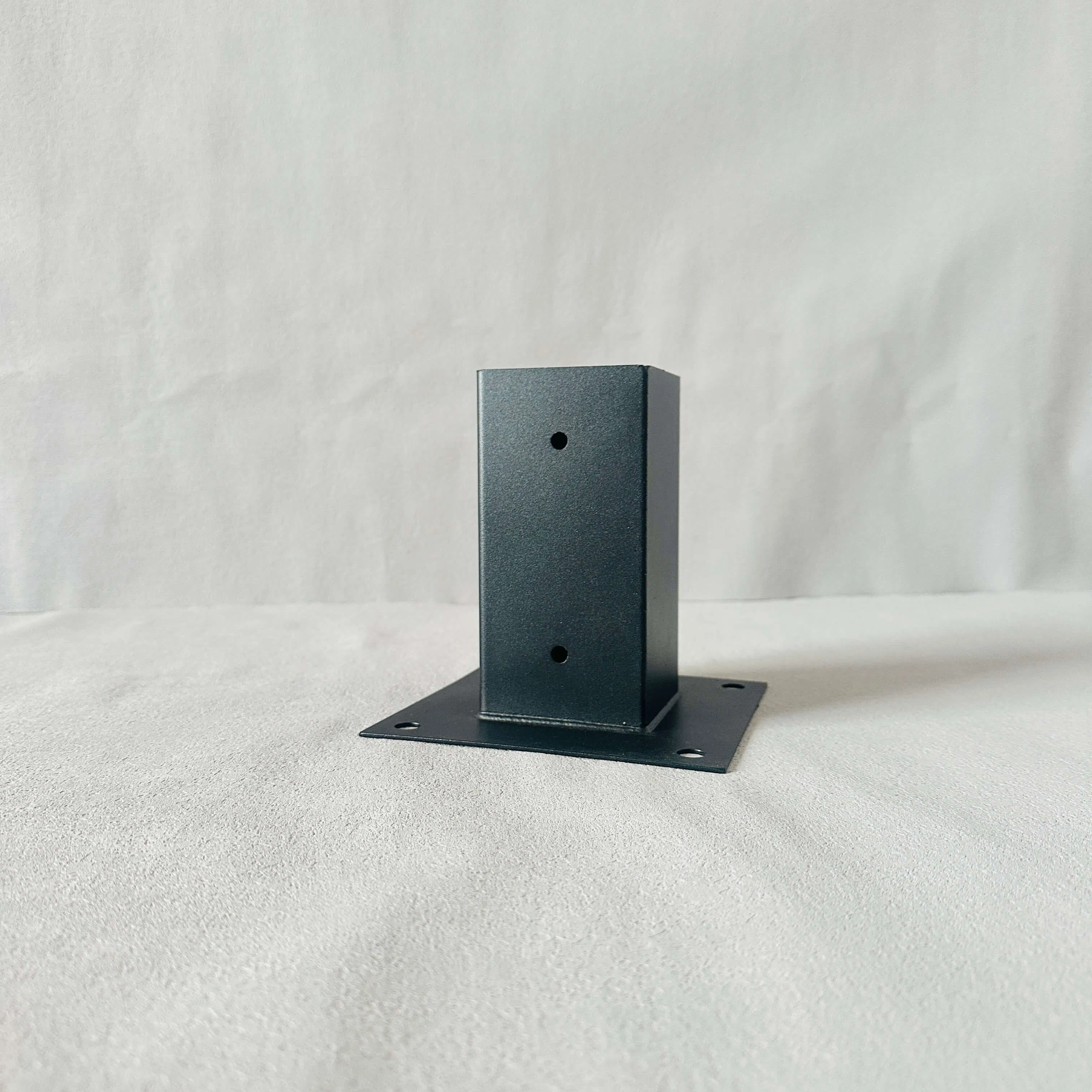Outdoor 3 Way Angle Corner Bracket for Gazebos Patio Pergolas Log Cabin