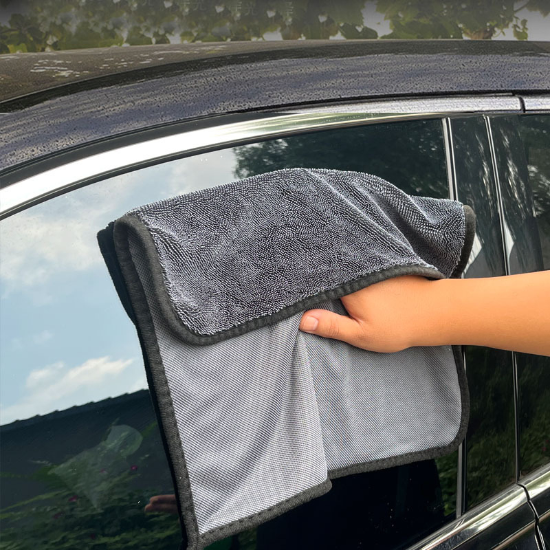 Premium 600 GSM Twisted Pile Microfiber Towel - for Car Wash & Interior Detailing