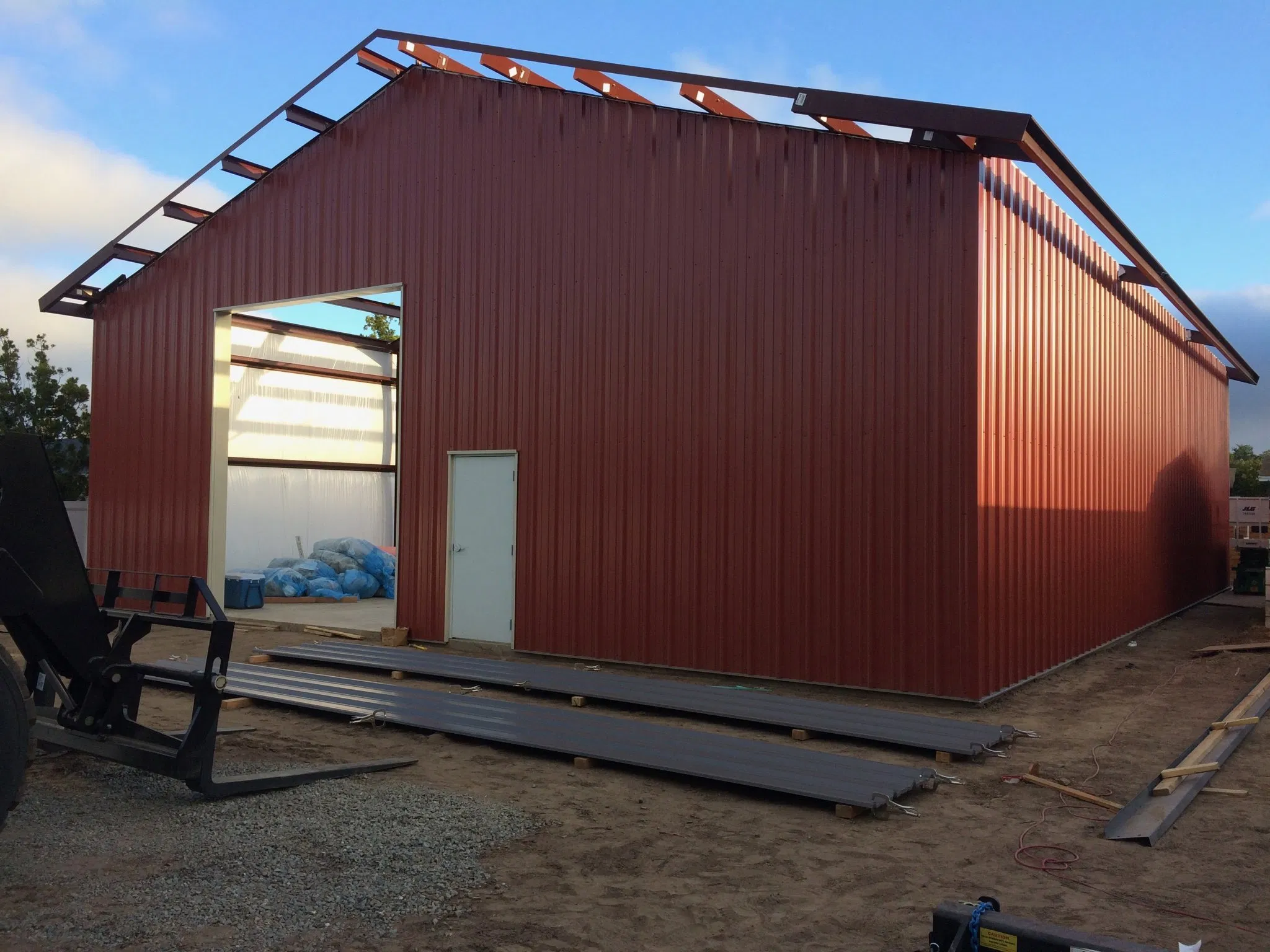 Hot-DIP Galvanized Industrial Light Steel Structure Prefabricated Warehouse for Factory Direct Sale