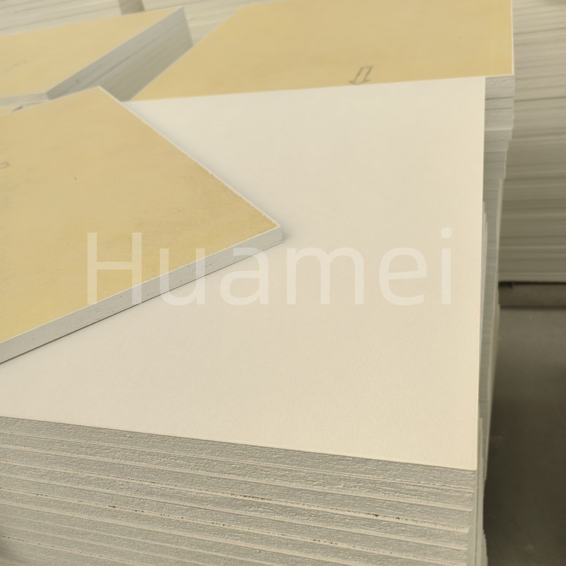 High Quality Acoustic Ceiling Board 600*300 / 600X600 / 600*1200mm Fiberglass Ceiling Tiles for Commercial Buildings