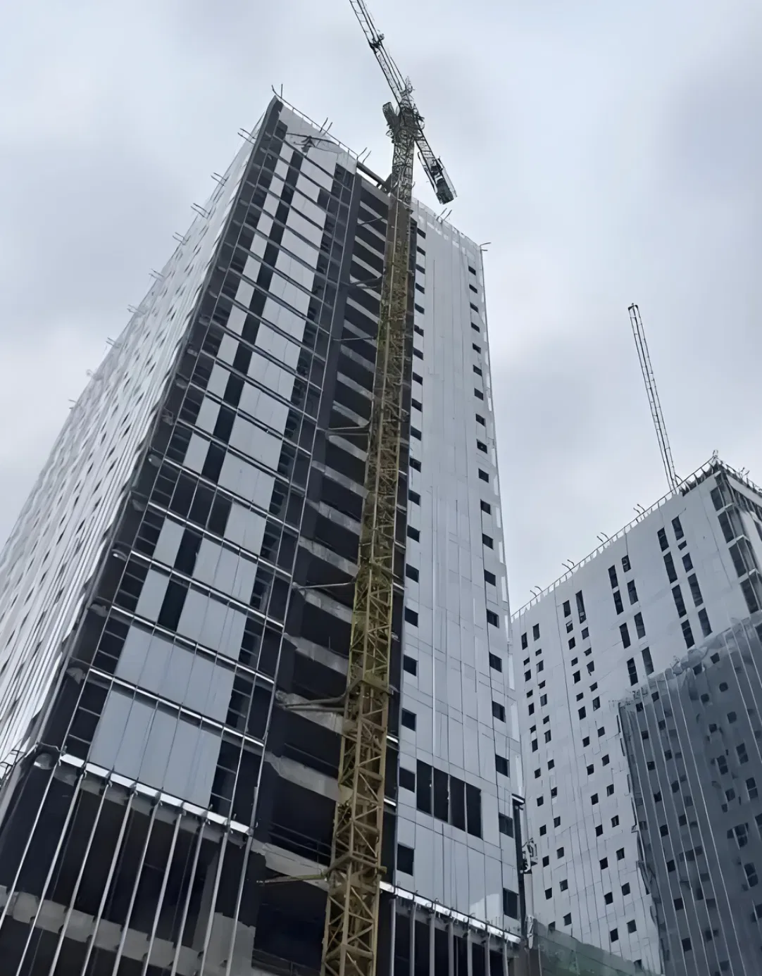 Premium Curtain Wall Project with Insulating Glass for Sustainable Buildings