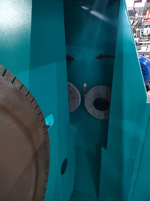 Станок для заточки алмазных сегментов дисковых пил