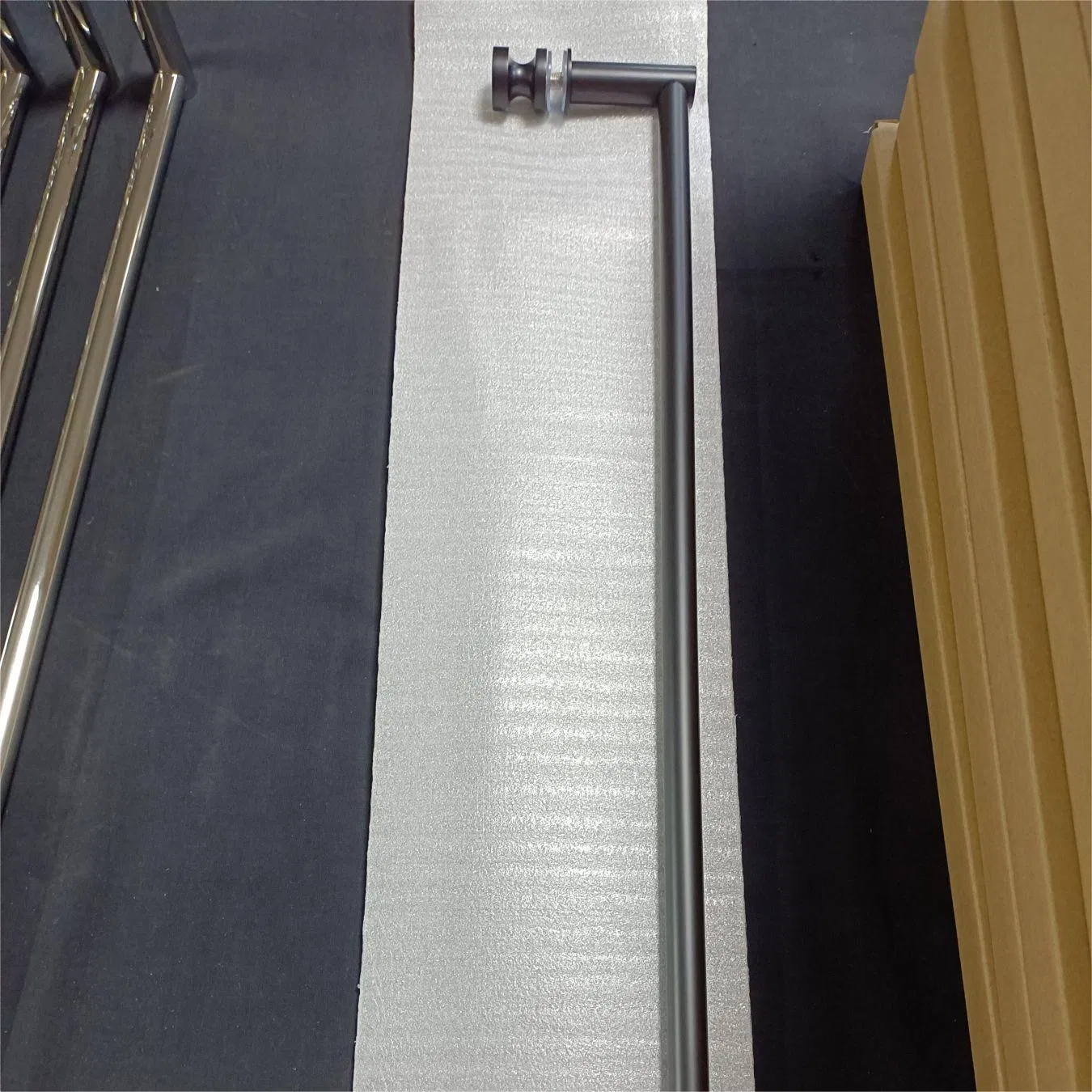 Black Hot Selling Minimalist Stainless Steel Rod for Home Bathroom
