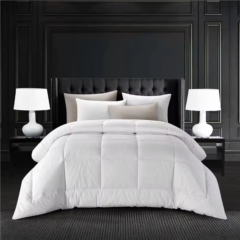 Factory Outlet Modernization High-Quality Pure Cotton Hotel Soft Warm All-Season Duvet Quilt