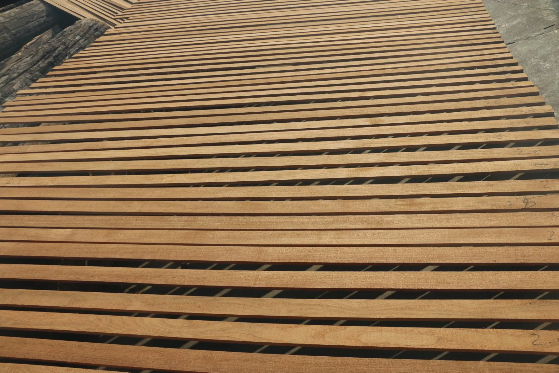 Premium Marine Burma Teak Decking for Luxury Yachts