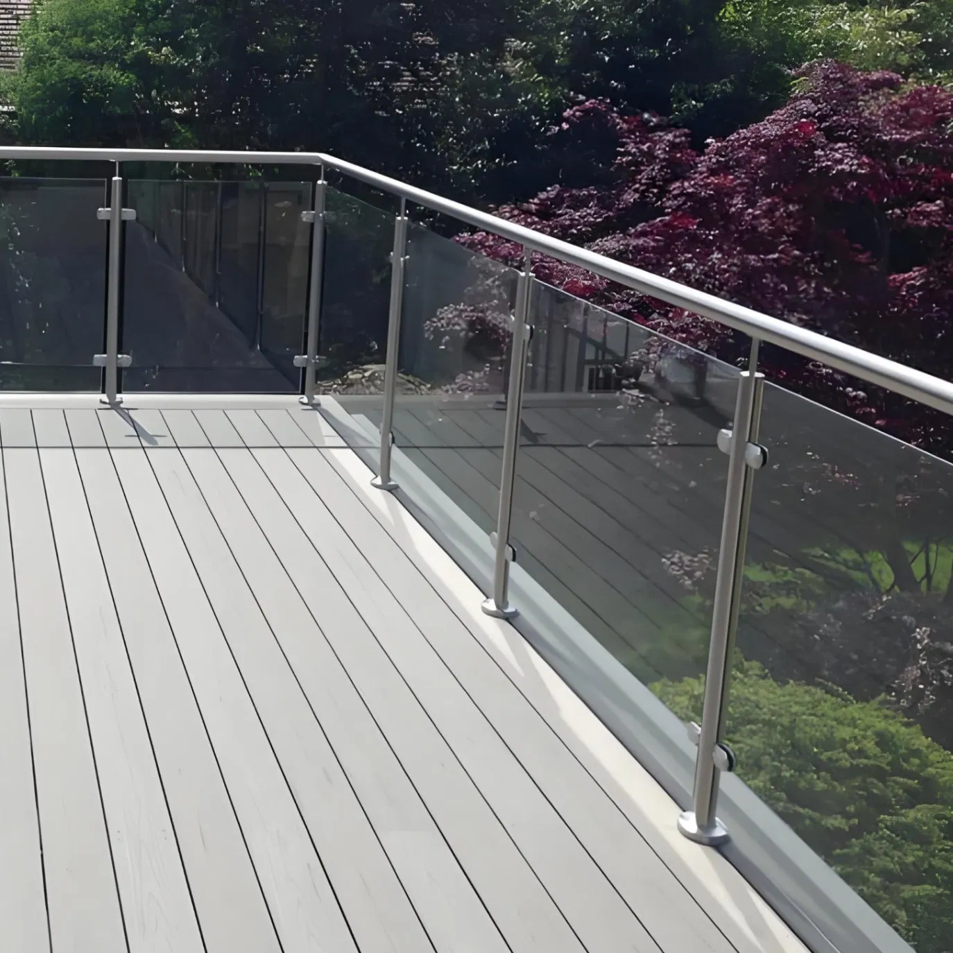 Sleek Glass Panels for Secure and Stylish Home Railings