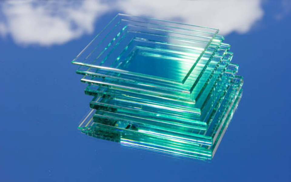 Shock-Resistant 5mm/9mm/12mm/15mm Flat/Curved Borosilicate Glass for Automotive/Architecture Price