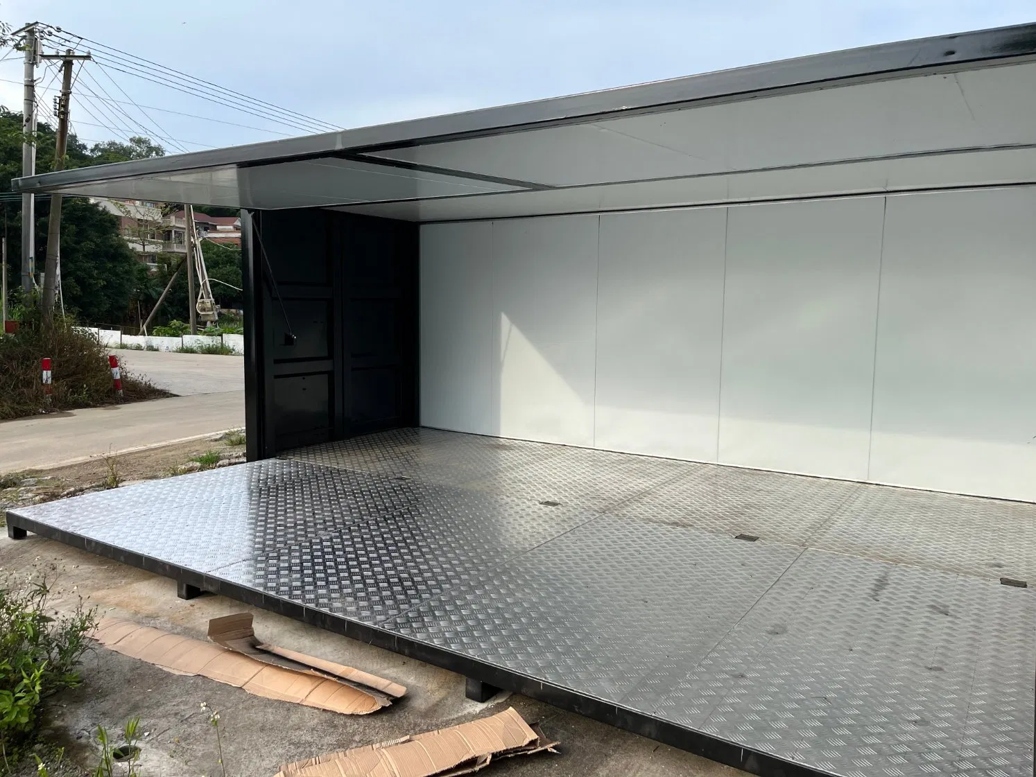 Prefabricated /Prefab Customized 20FT 40FT Modular Steel Container House/Container Coffee Shop/Container Bar/Container Cafe