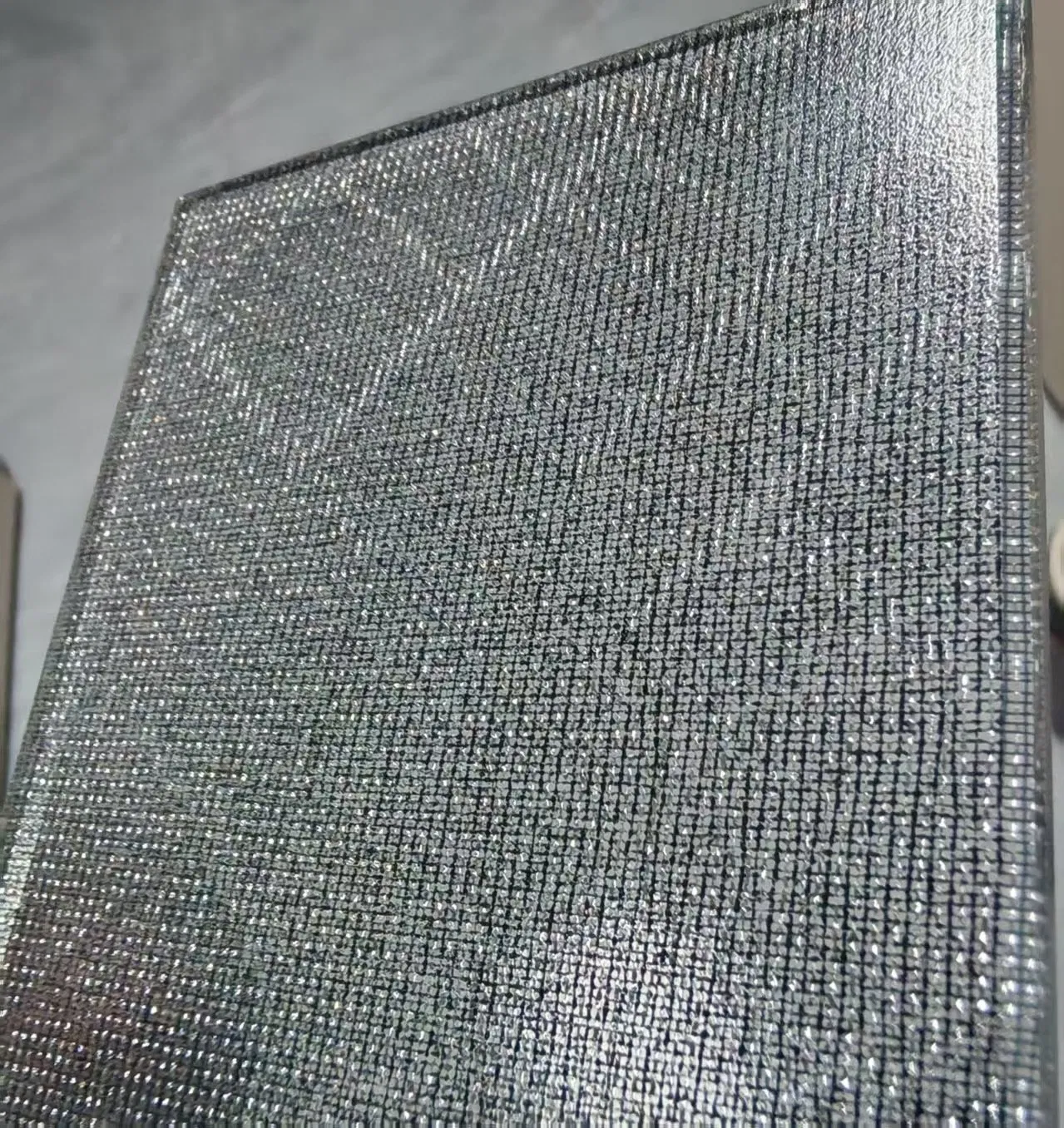 Custom Laminated Glass Products for Residential and Commercial Use