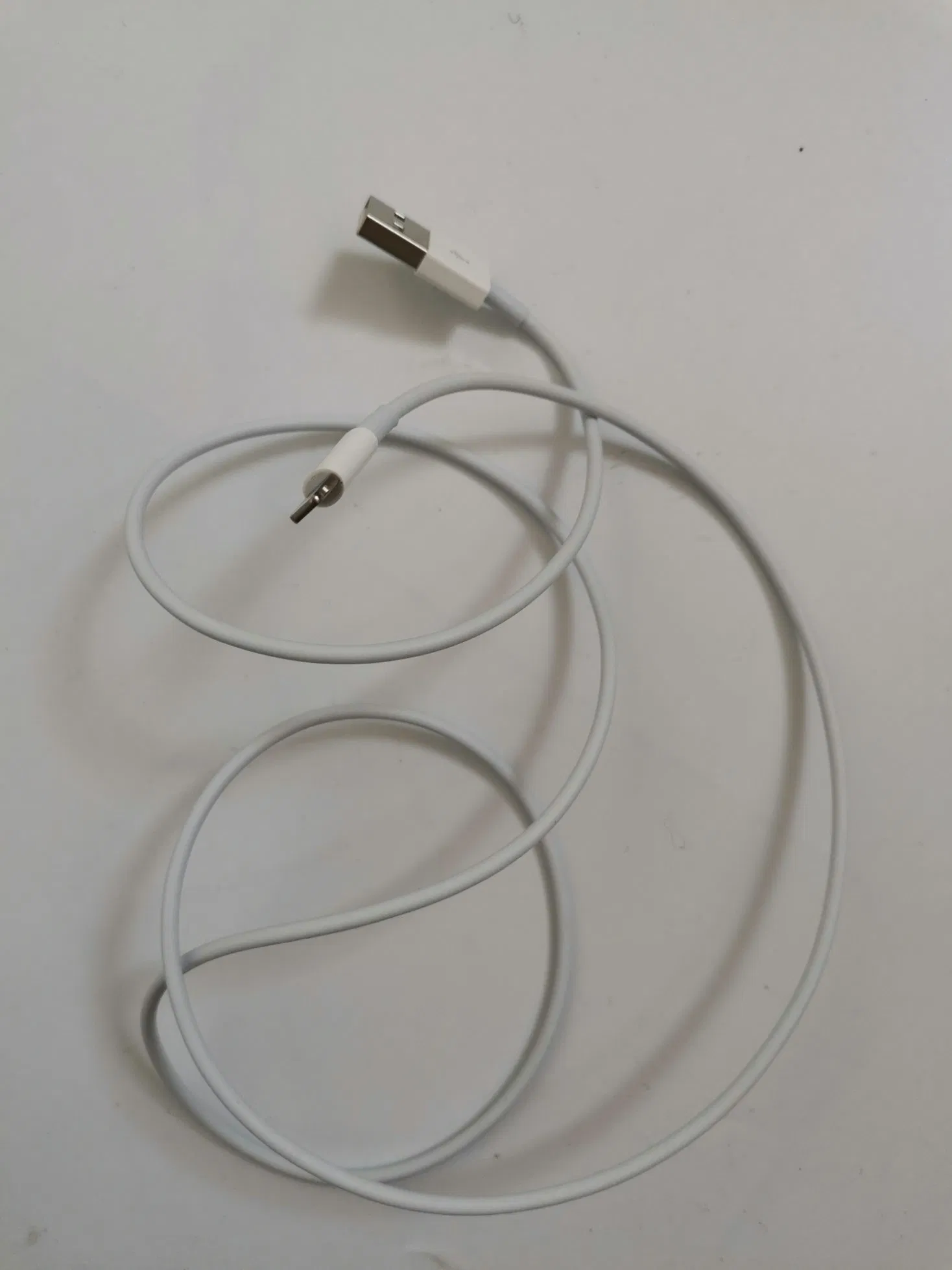 Кабель USB-C - Lightning для быстрой зарядки iPhone 12