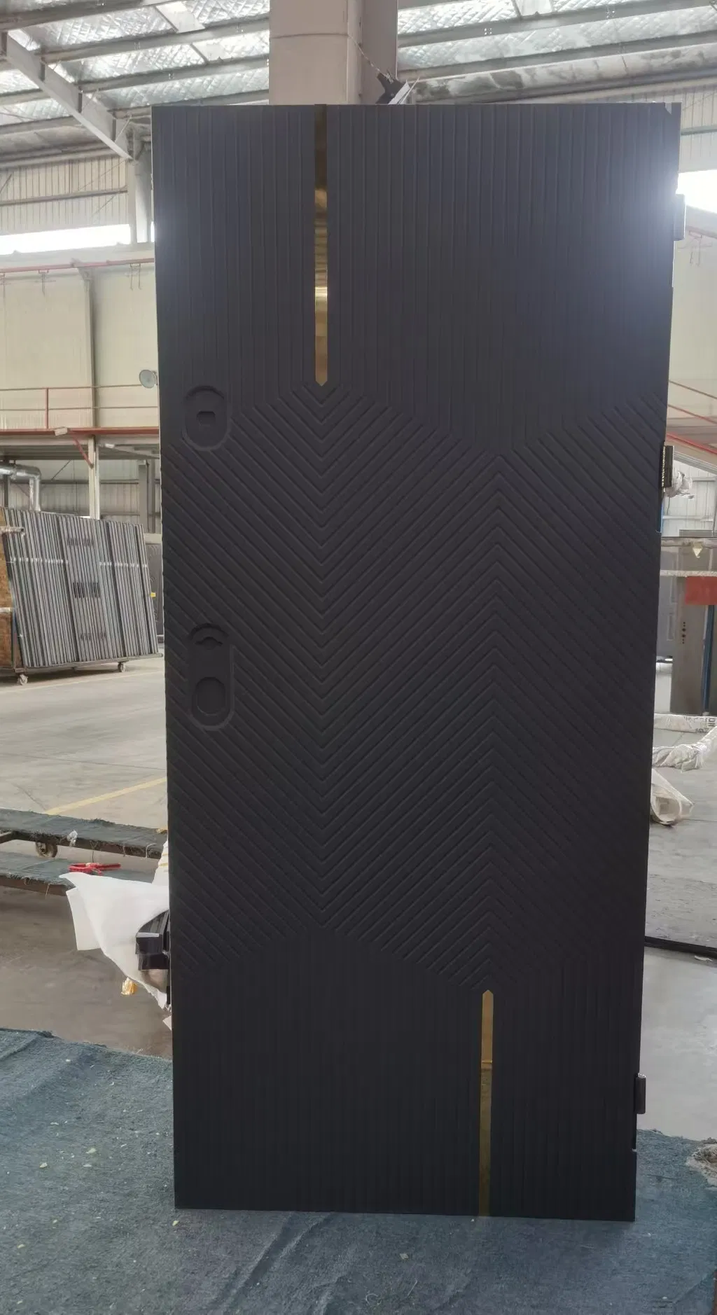 Стальная входная дверь Win-star с повышенной безопасностью