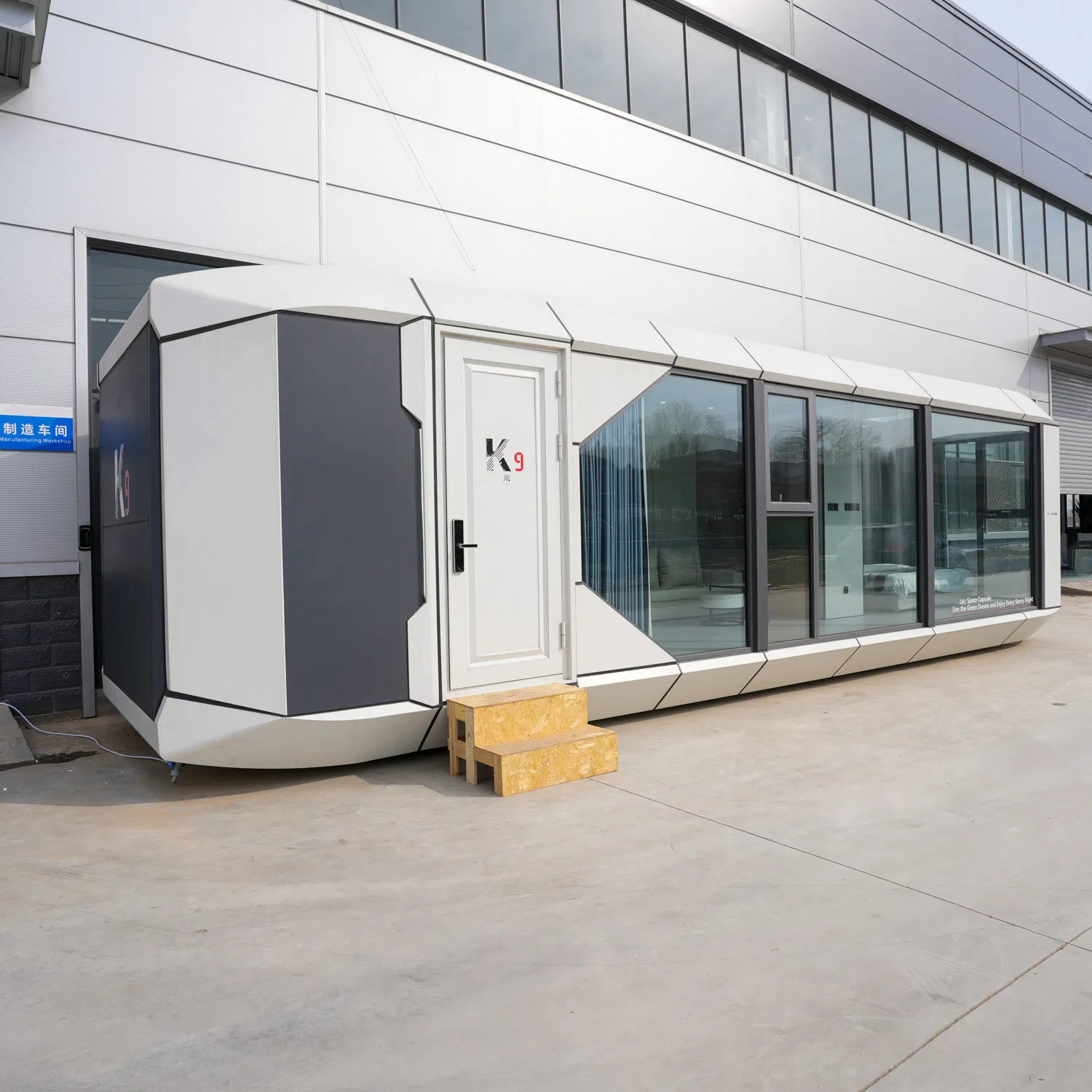 Factory Price Building Modular Mobile Home Prefab Luxury Space Capsule House Container Modern Cabin Residential Home Prefabricated Hotel Mini Portable Apple Pod