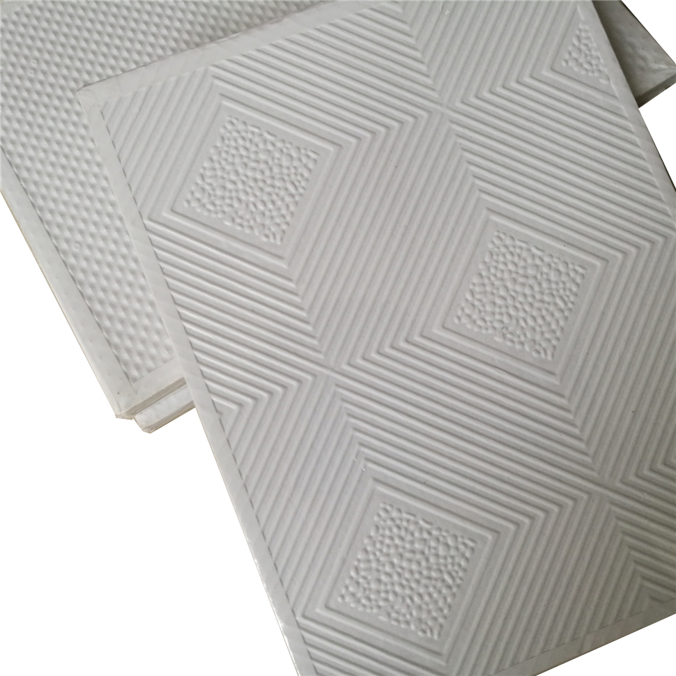 2 by 2 Feet PVC Coated Gypsum Ceiling Board PVC Film Laminated Gypsum Ceiling Tile with T Grid System Plasterboard Drywall for Ceiling Roof